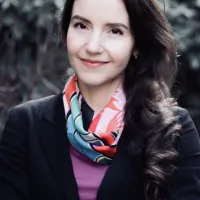 Stefanie Stantcheva
