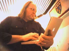 Ethan Zuckerman: the history of digital community, in less than 7 minutes